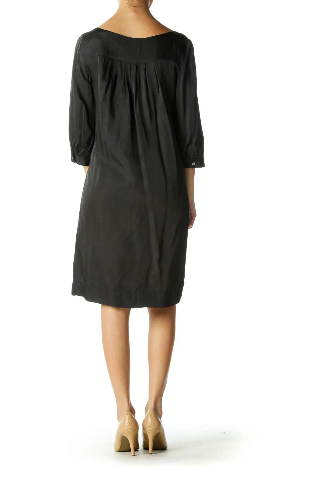 Black Round Neck Shift Dress