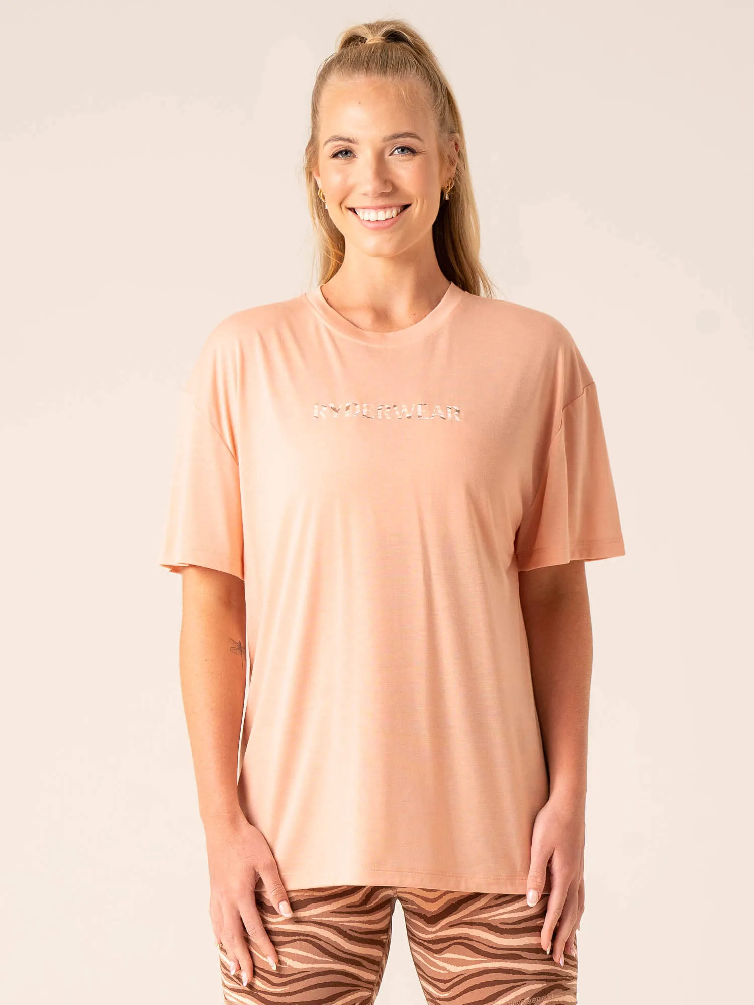 Unstoppable Oversized T-Shirt - Peach